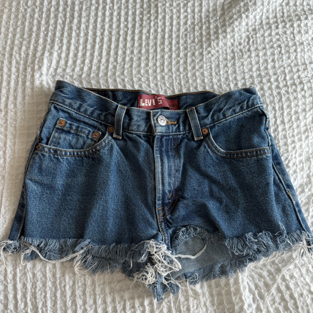 Levi's Relaxed Fit 550 Dark Denim Shorts
